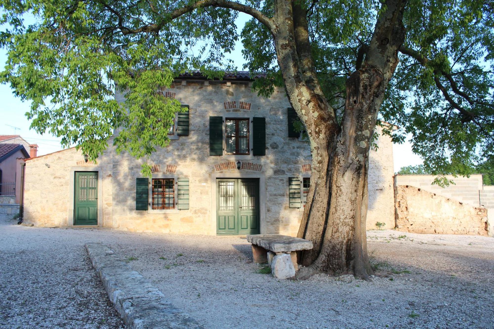 Villa Antonci-18, Pool, 3 Houses, Jacuzzi, Private Territory Antonci  Exterior photo