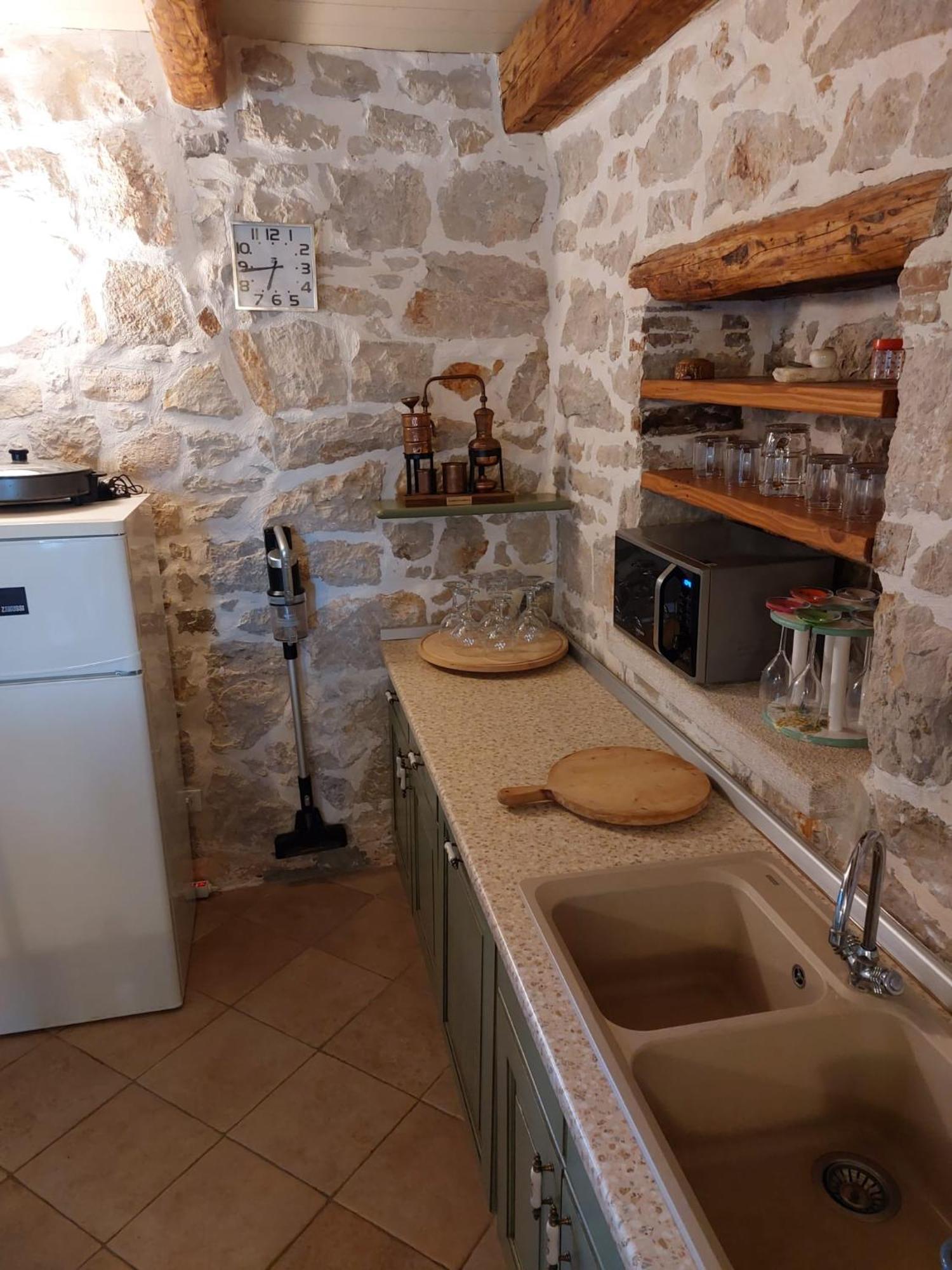 Villa Antonci-18, Pool, 3 Houses, Jacuzzi, Private Territory Antonci  Exterior photo